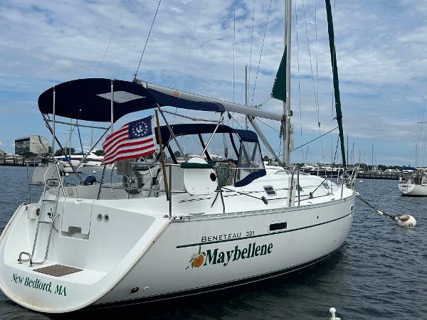 2004 Beneteau 331