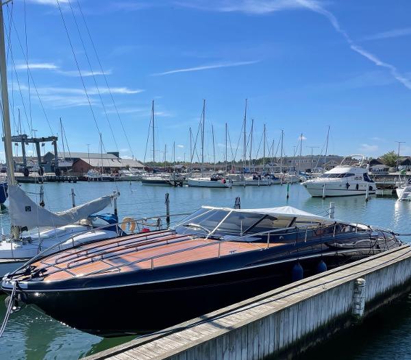 2005 Riva RivaRama 44