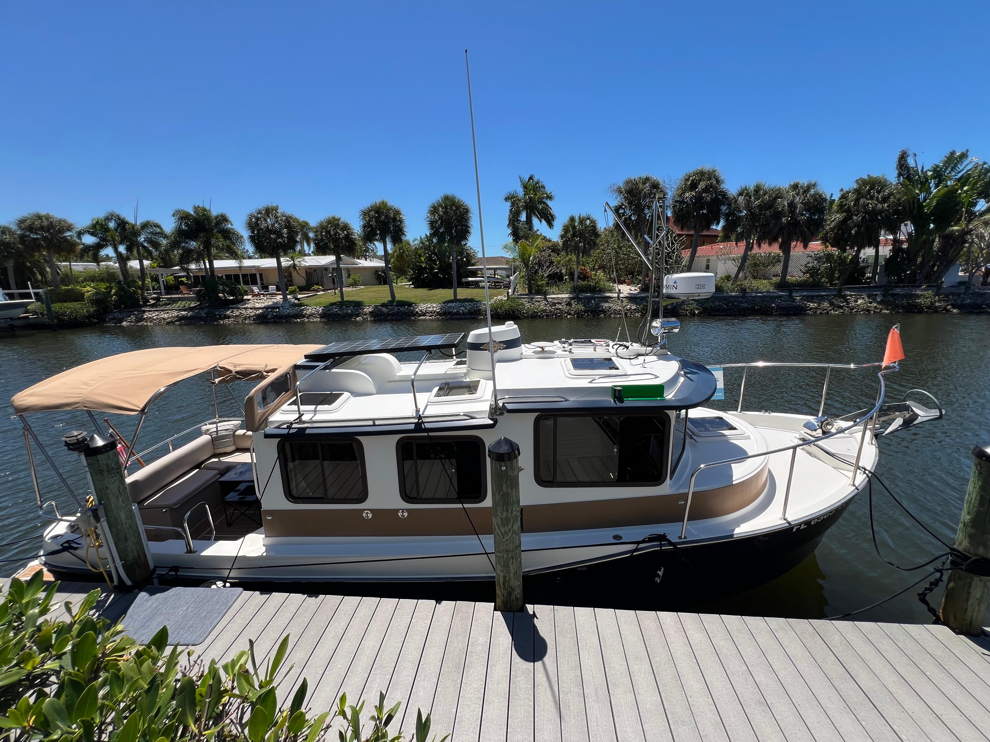 2011 Ranger Tugs R27