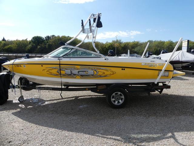 2004 MasterCraft X10