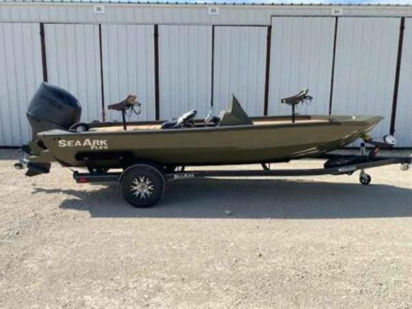 2025 SeaArk Flex 19 Pro