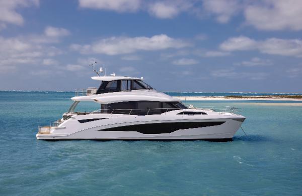 2025 Aquila 70 Luxury