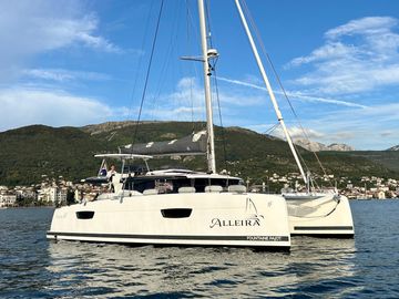 2021 Fountaine Pajot Saona 47