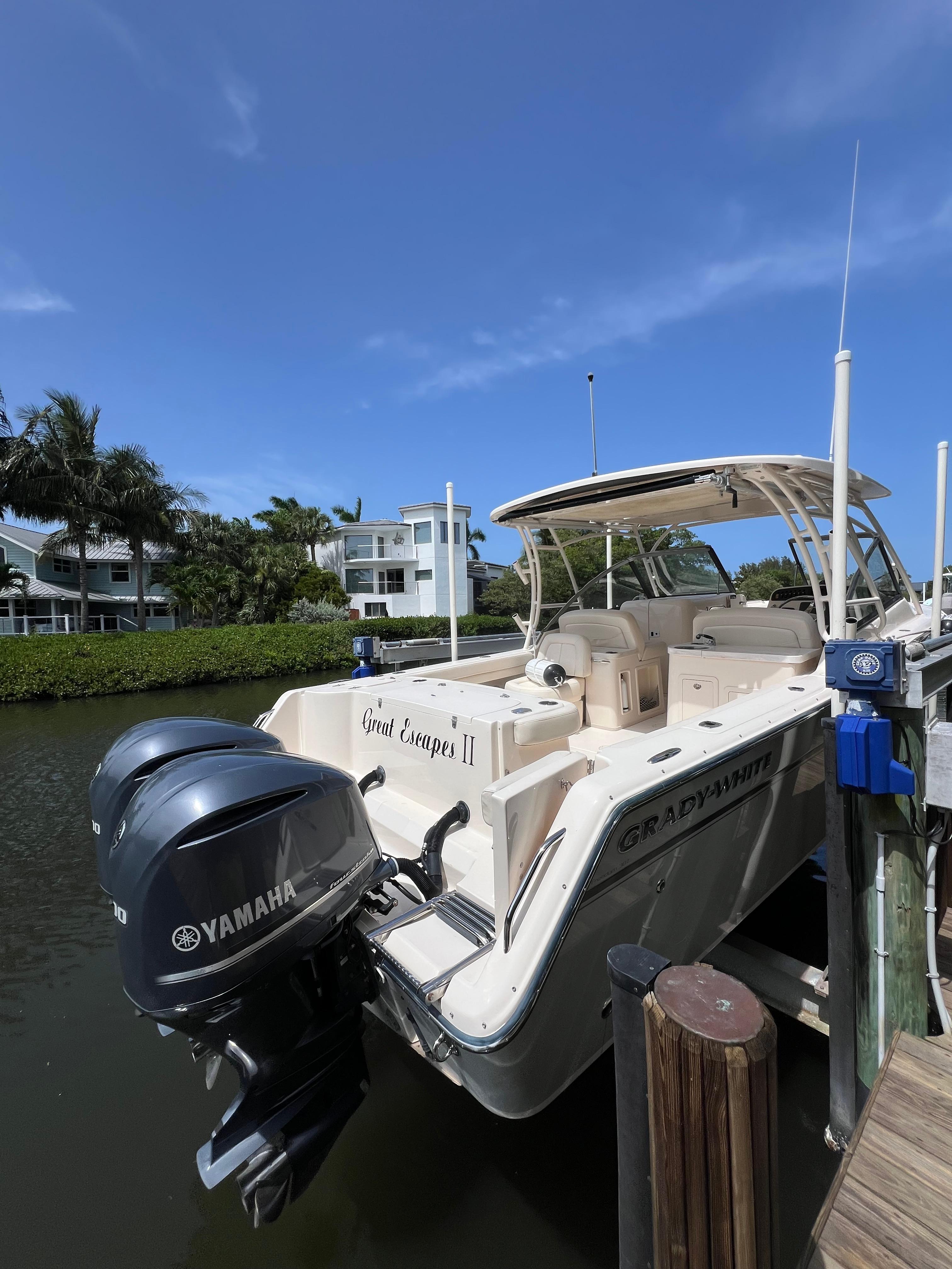 2015 Grady-White Freedom 307