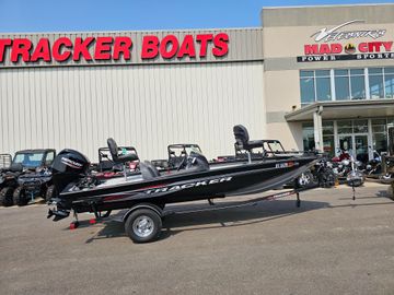 2023 Tracker Pro Team 175 TXW