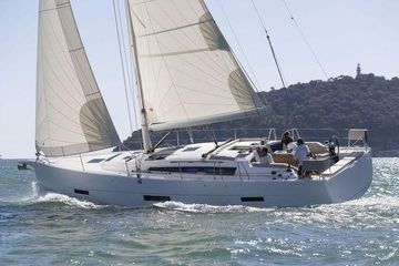 2022 Dufour 430