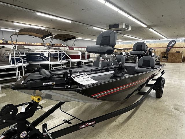 2026 Tracker BASS TRACKER® Classic XL