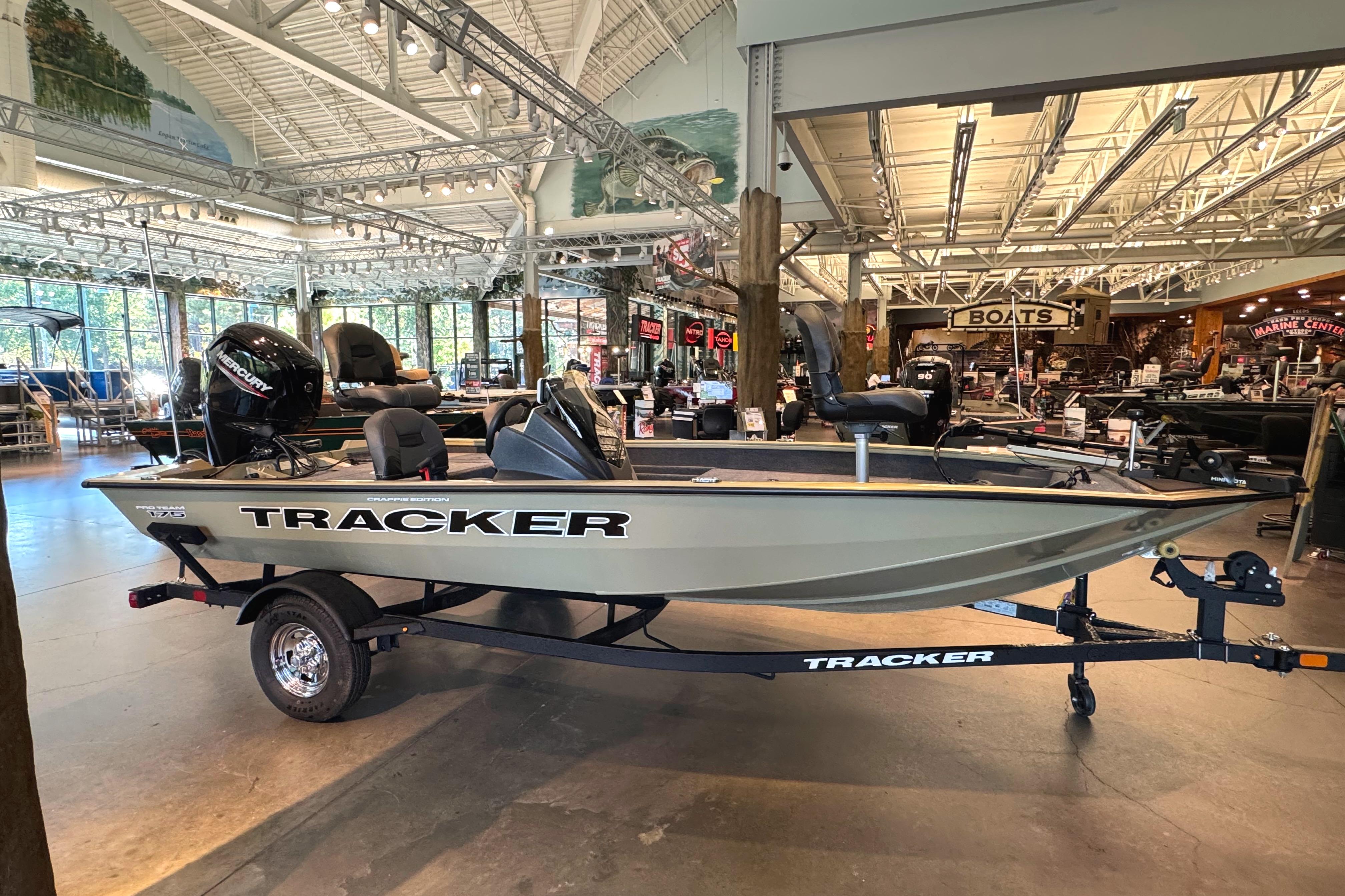 2026 Tracker Pro Team 175 Crappie Edition