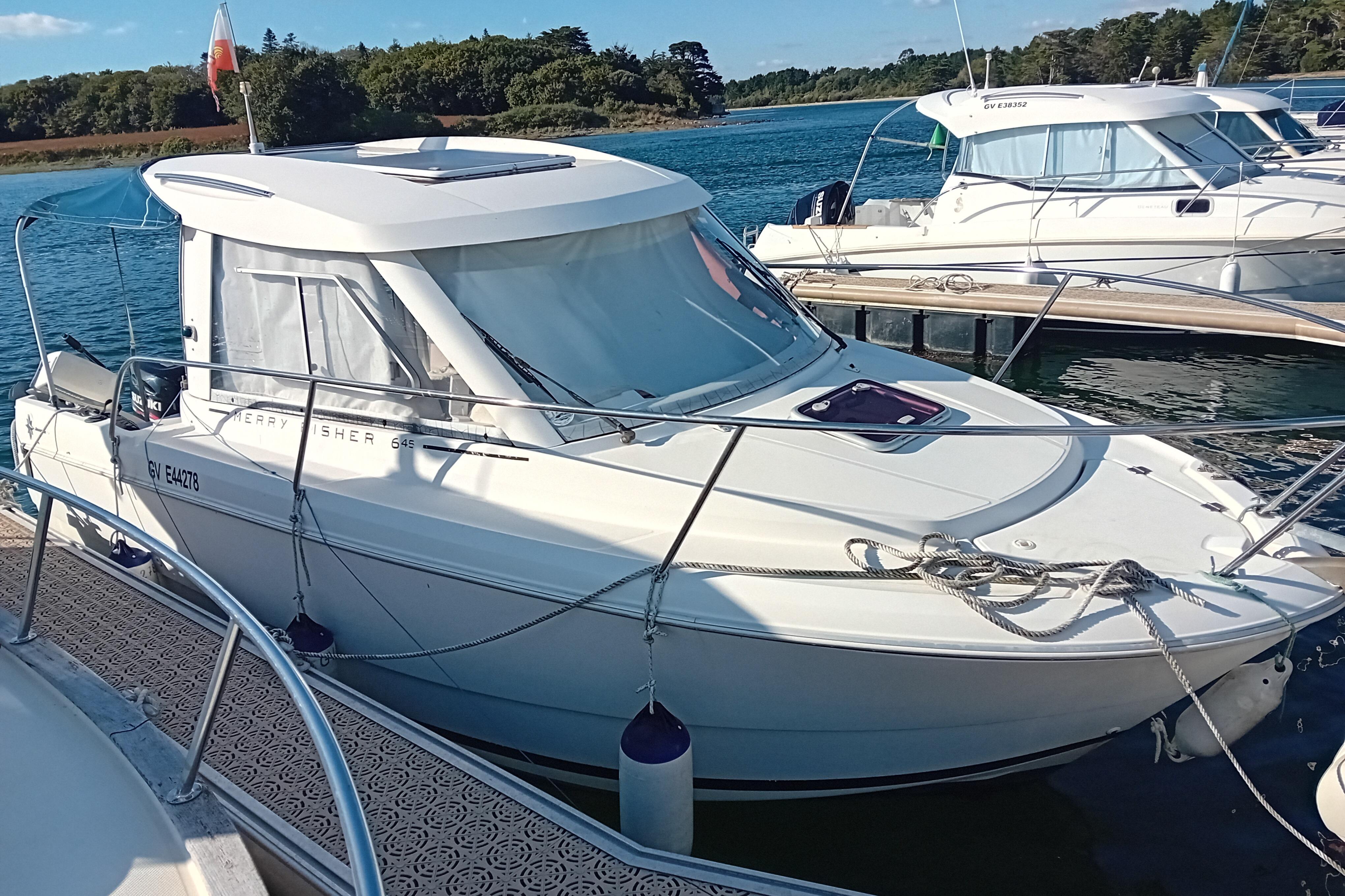 2010 Jeanneau Merry Fisher 645