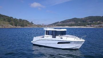 2024 Rodman 890 Ventura