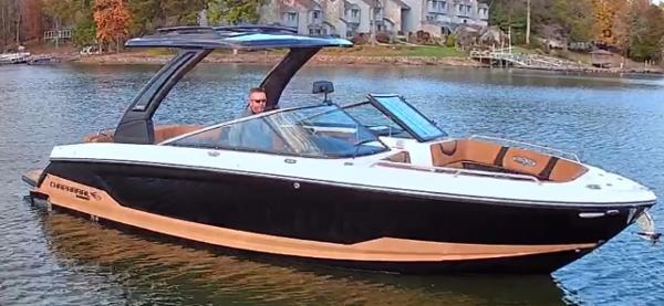 2025 Chaparral 30 Surf