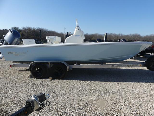 2025 Pathfinder 2200 TRS