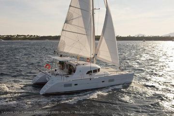 2018 Lagoon 380