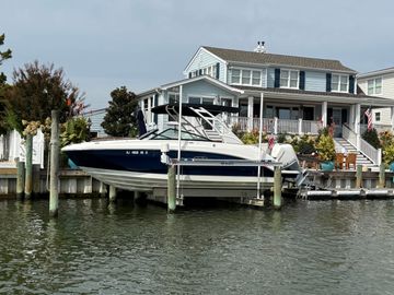 2023 Sea Ray SDX 250 Outboard