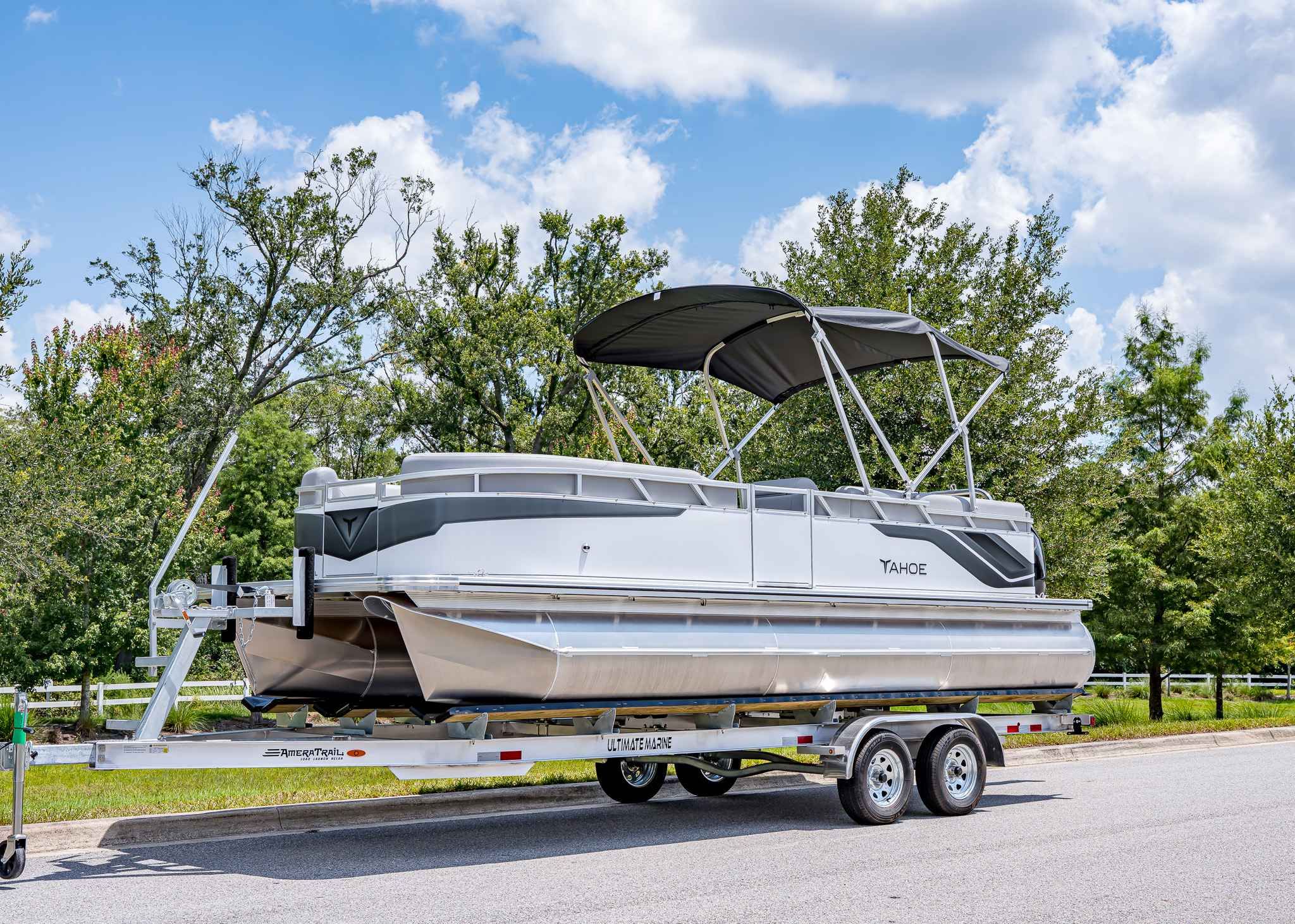 2025 Tahoe SLT 23' Quad Lounge