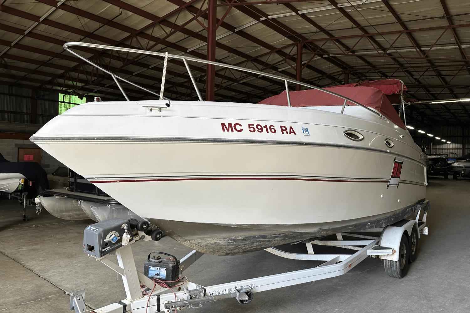 1995 Four Winns Vista 238