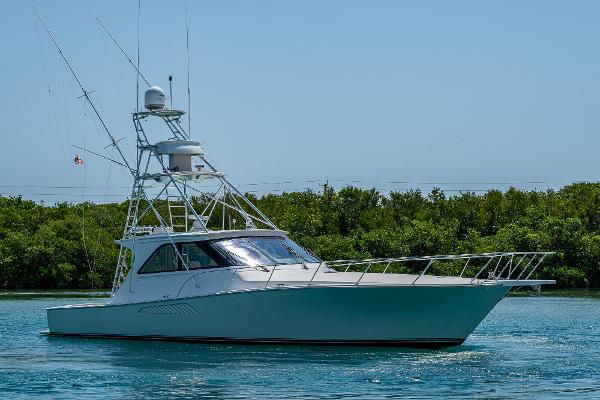 2007 Viking 52 Express Sport Tower