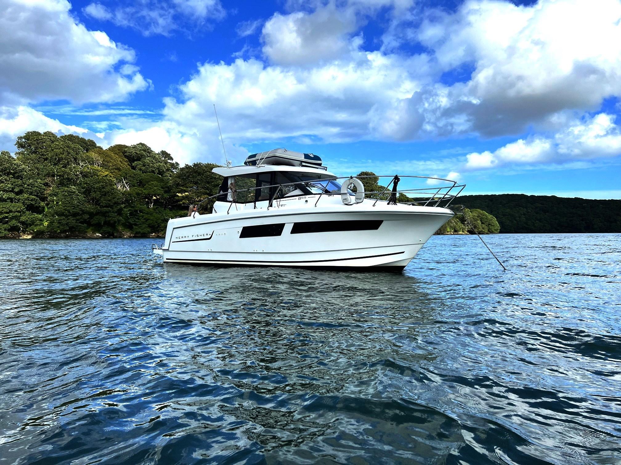 2013 Jeanneau Merry Fisher 855