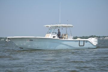 2018 Sea Fox 328 Commander