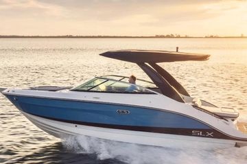 2024 Sea Ray SLX 260