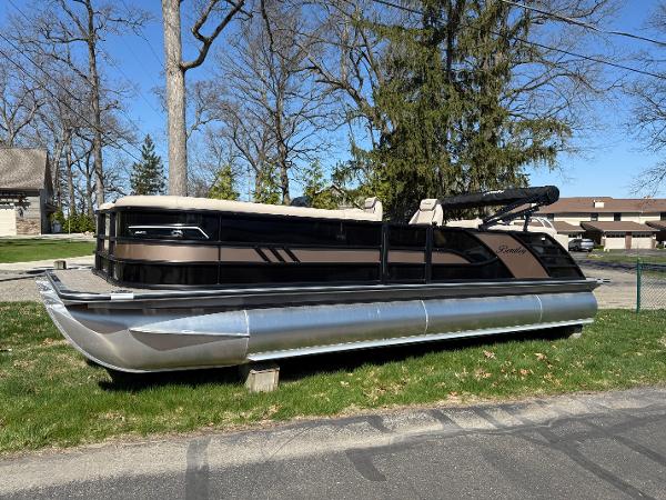 2025 Bentley Pontoons Elite 253 Admiral