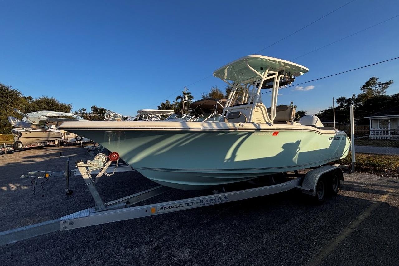 2021 Key West 239 FS