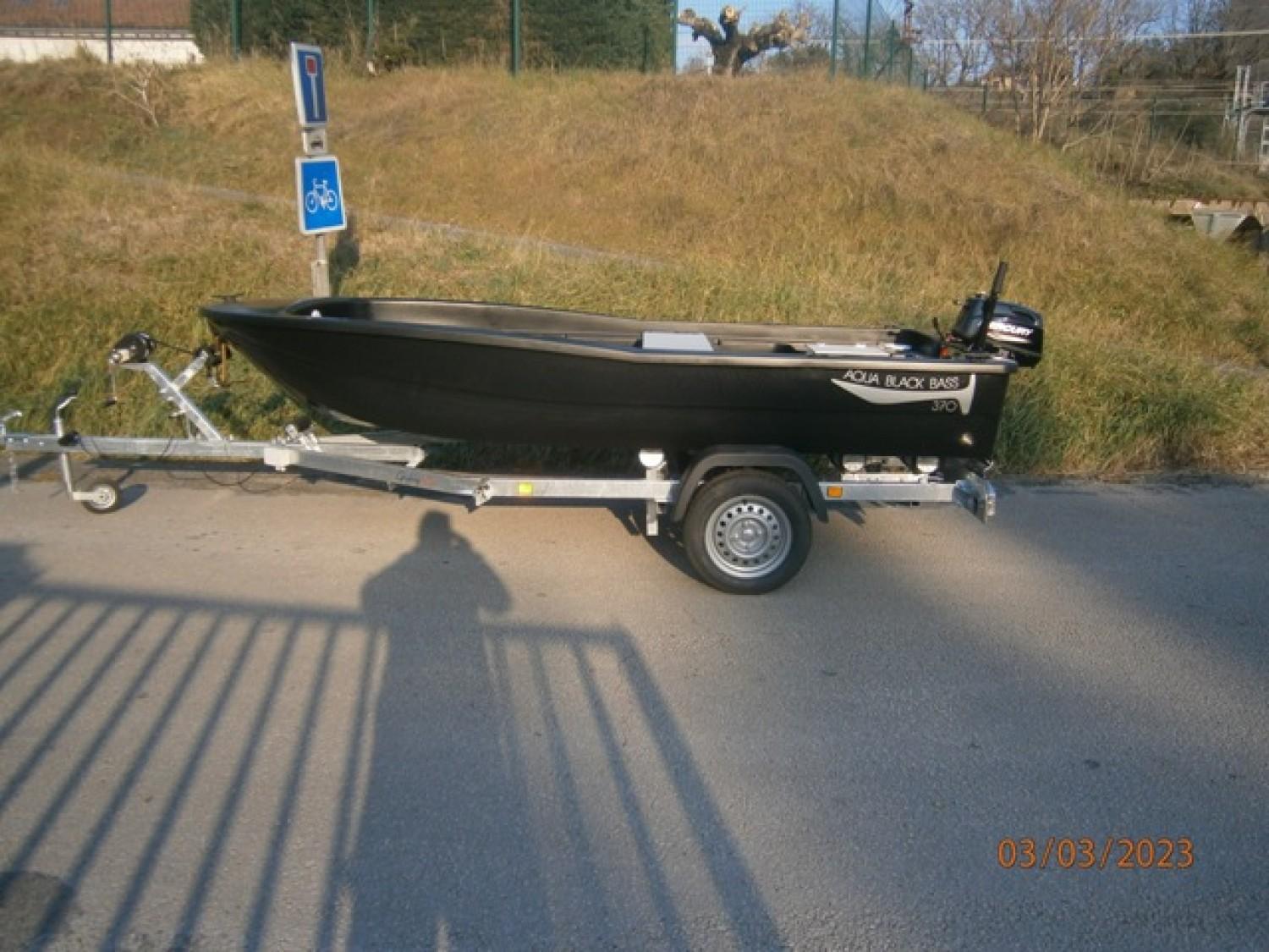 2023 Rigiflex Aqua Black Bass 370