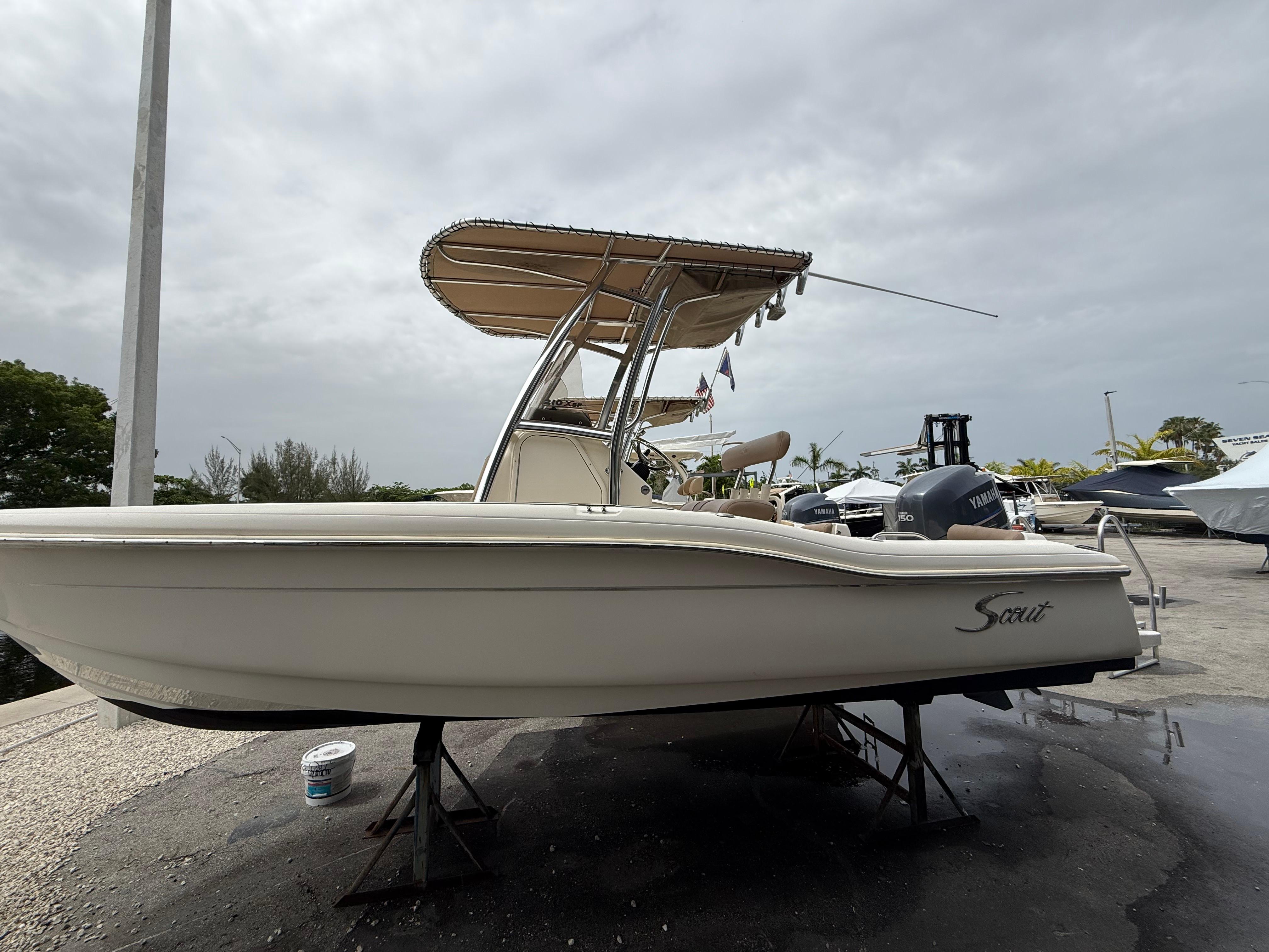 2012 Scout 210 XSF