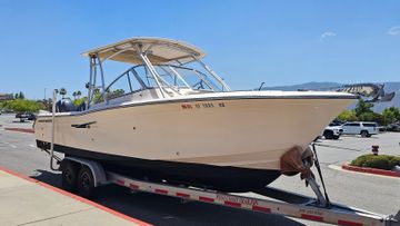 2011 Grady-White Freedom 275