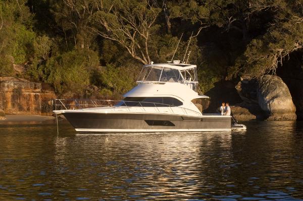 2025 Riviera 43 Open Flybridge