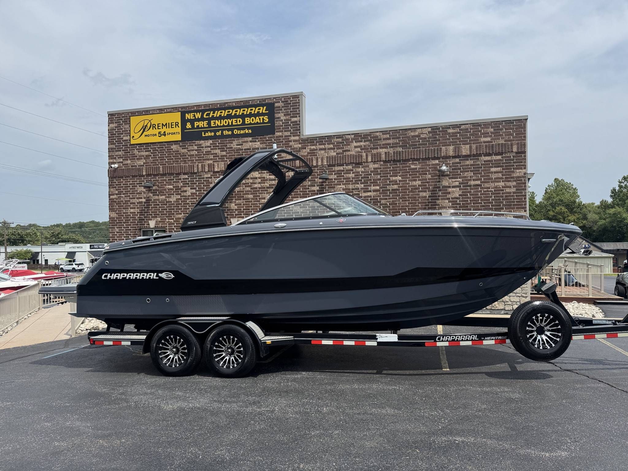 2025 Chaparral 2870 SSX