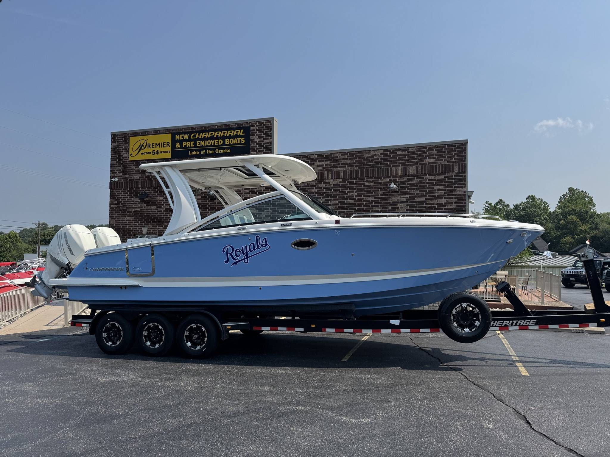 2022 Chaparral 300 OSX
