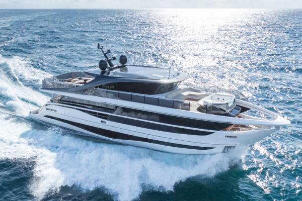 2025 Princess X95 Vista