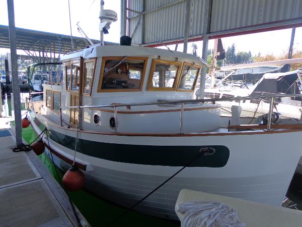 1984 Sundowner Tug Pilothouse
