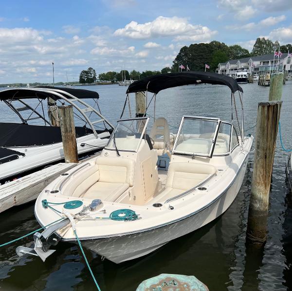 Grady-White Freedom 255 2019 Grady-White Freedom 255 boat docked on a sunny day.