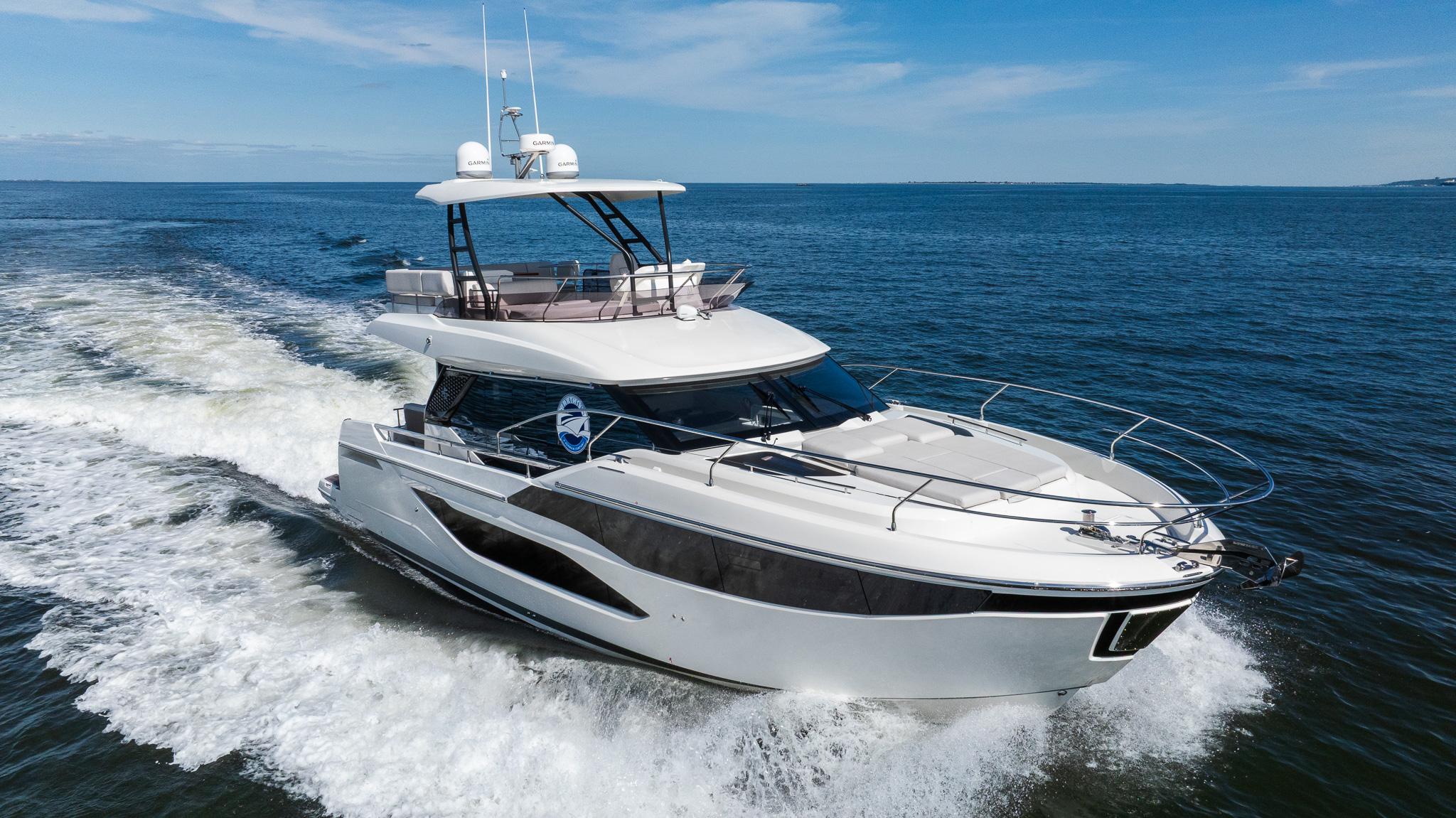 2025 Prestige F4.9