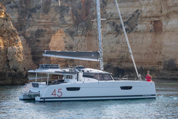 Fountaine Pajot Elba 45