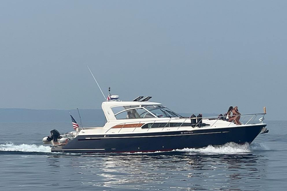 2005 Chris-Craft Roamer 40