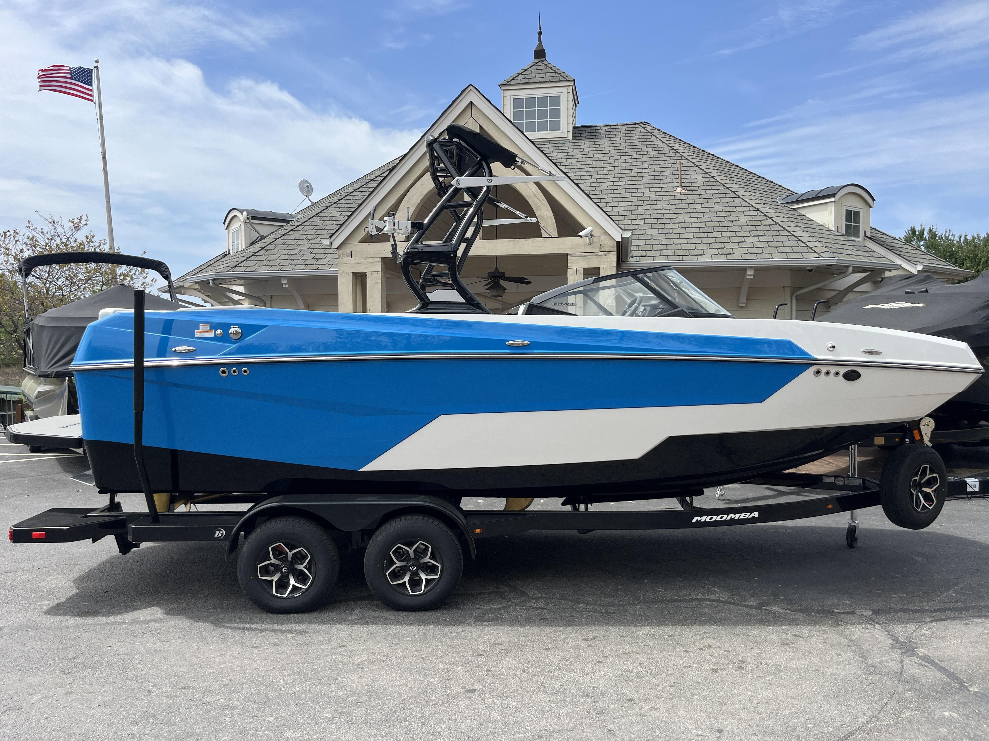 2025 Moomba Max
