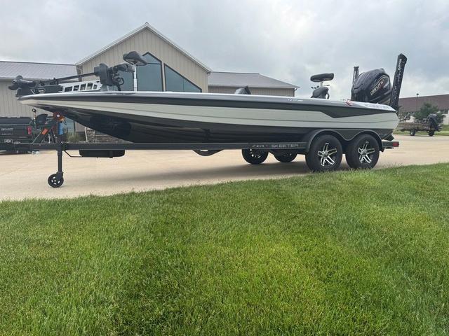2025 Skeeter ZXR21