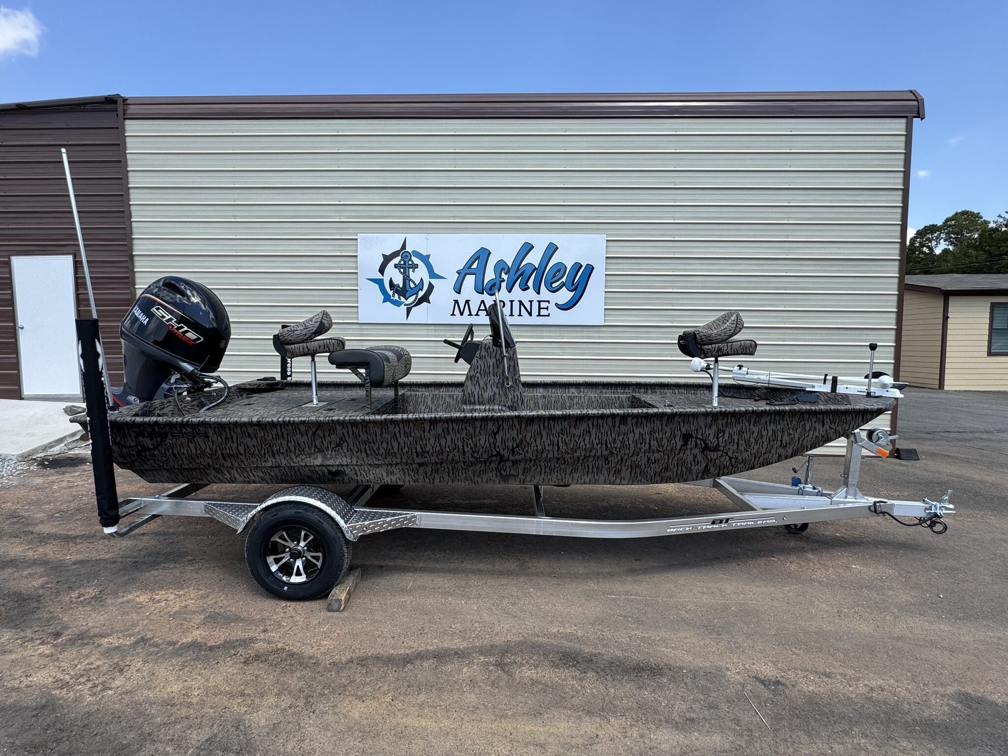 2025 Xpress Xplorer Series XP18CC