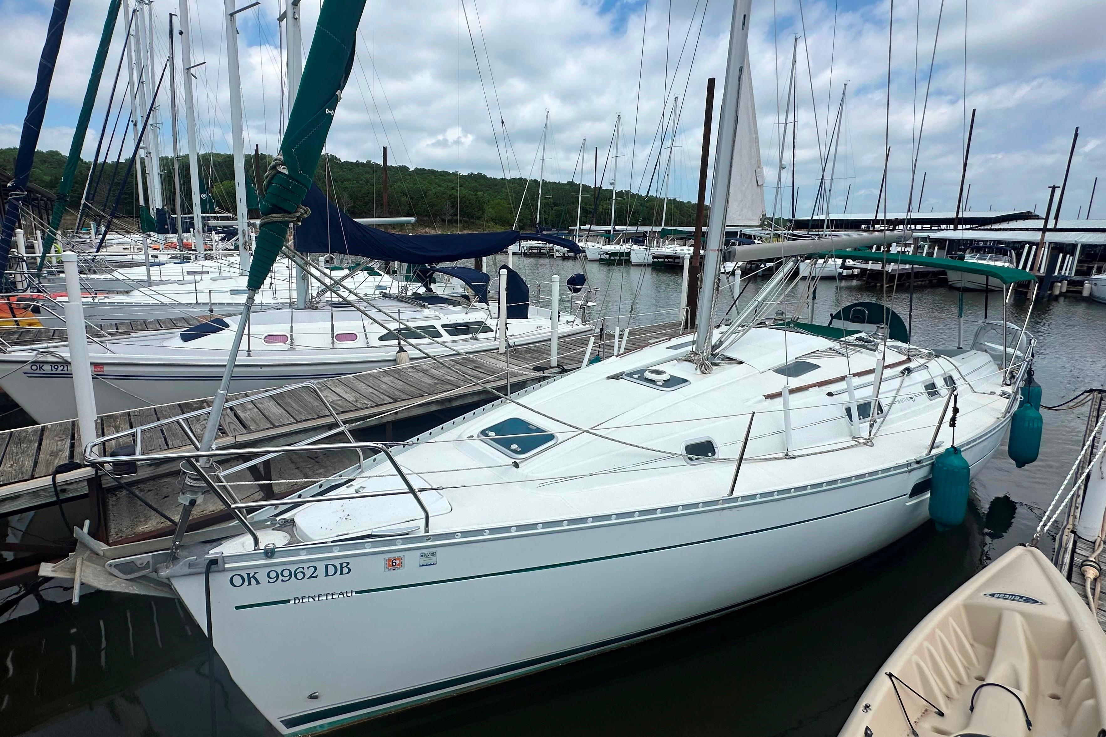 1998 Beneteau Oceanis 352
