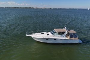 Tiara Yachts 3500 Open 2001 Tiara Yachts 3500 Open cruising on calm waters under a clear sky.