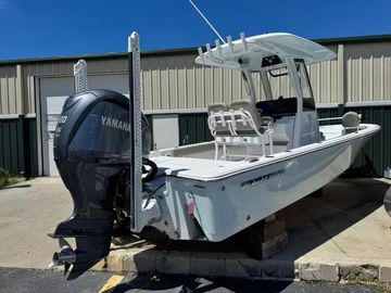 2022 Sportsman Masters 247 Bay Boat