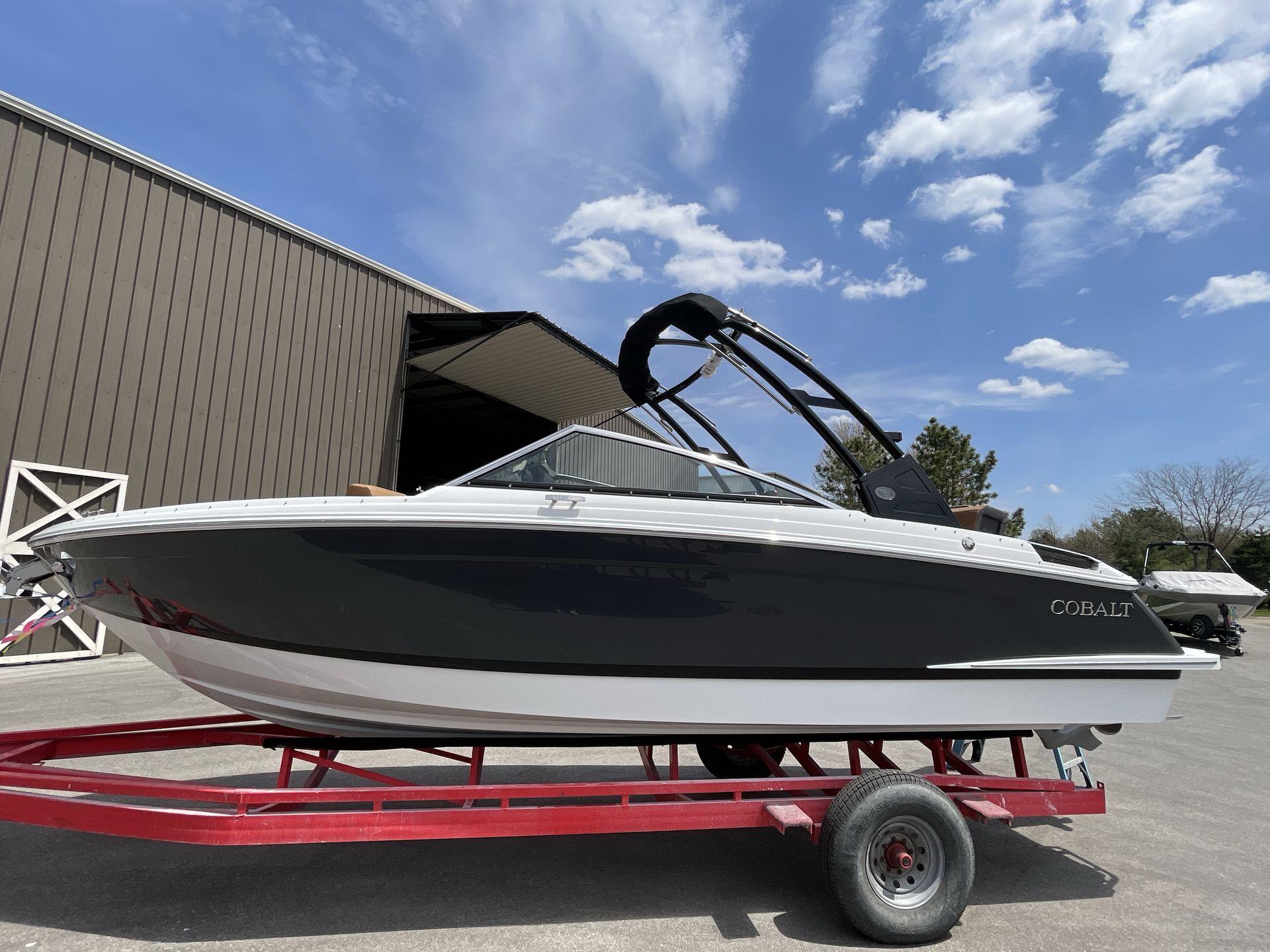 2023 Cobalt R4, Fox Lake Illinois - Boats.com