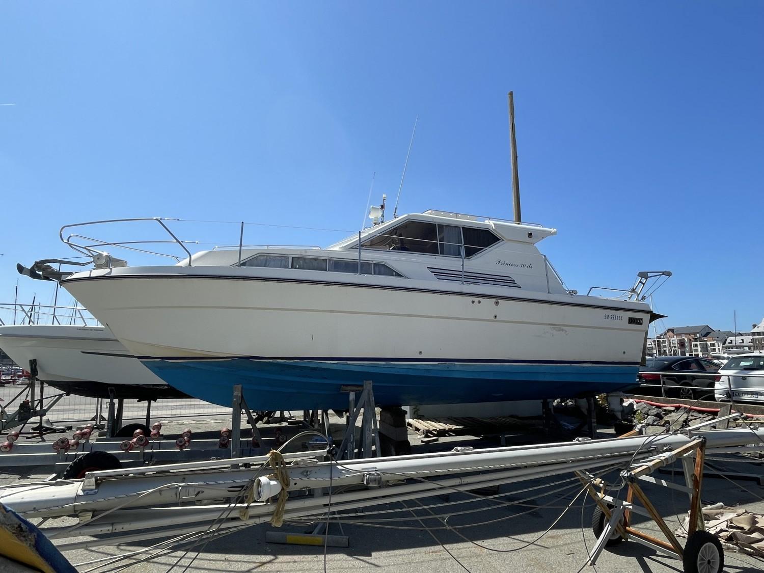 1982 Princess 30 DS