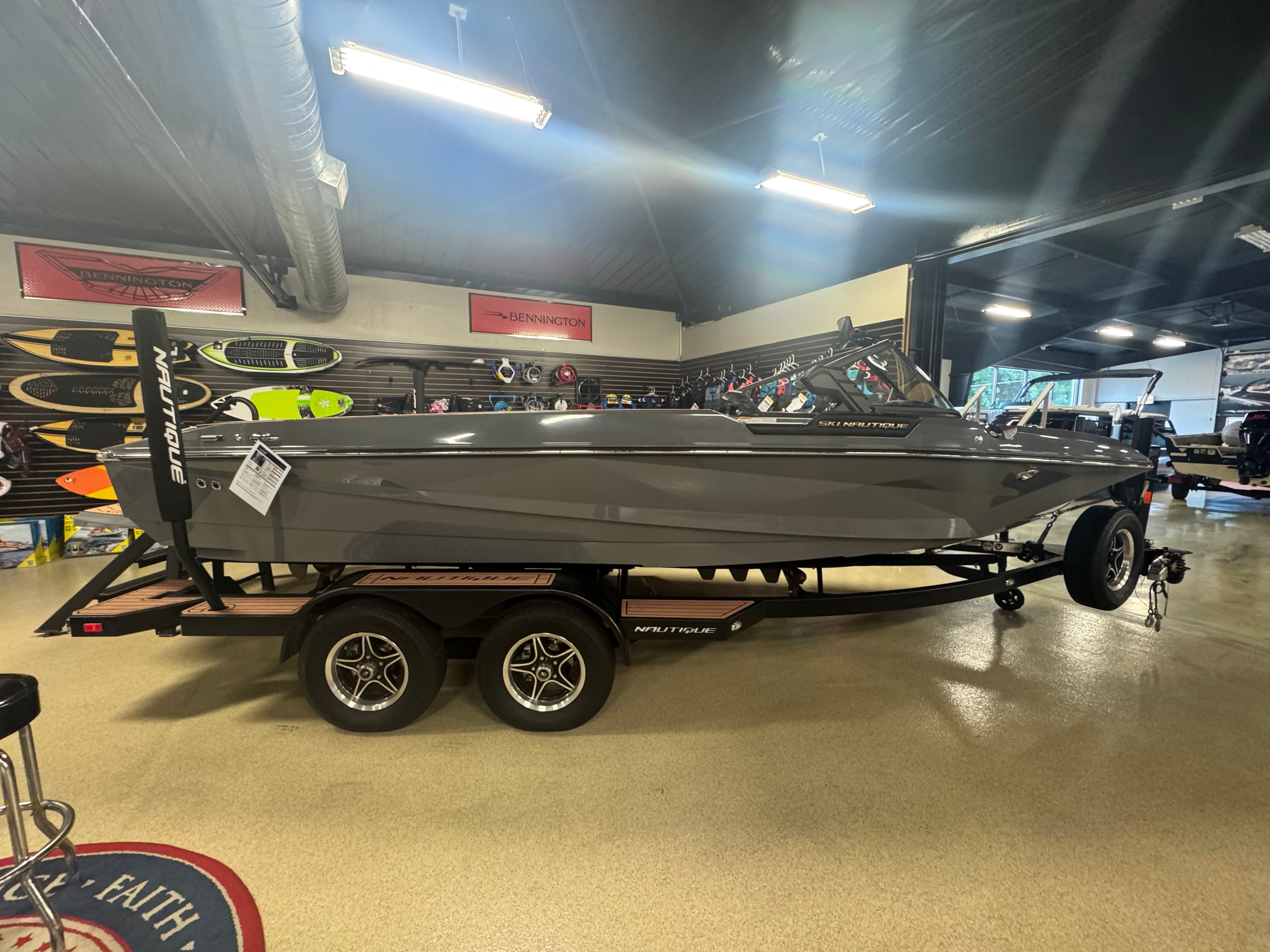 2022 Nautique Ski Closed Bow