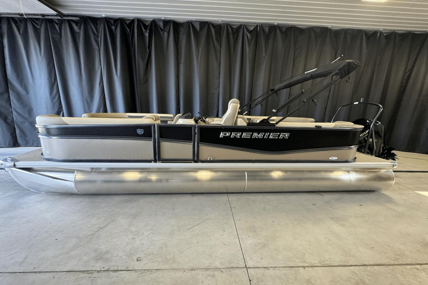 2025 Premier 220 Sunscape
