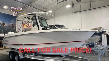 2025 Boston Whaler 250 Outrage