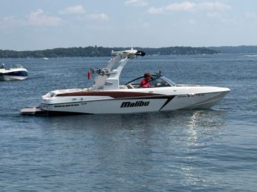 2018 Malibu Wakesetter 22 VLX